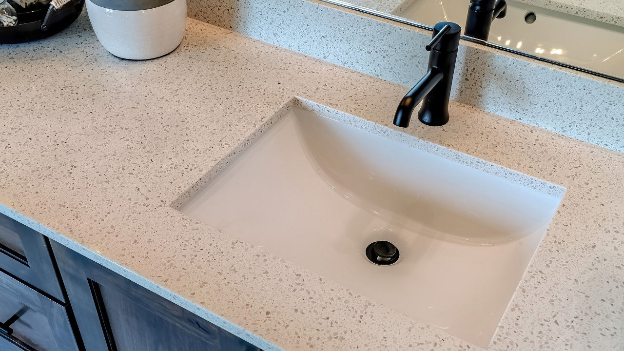 Swap the Cabinet Hardware